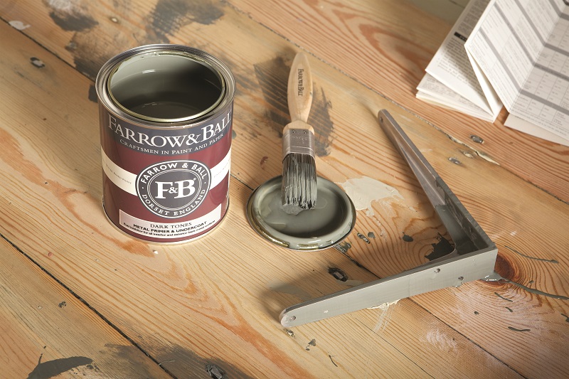 Prepara paredes con imprimación Farrow&Ball