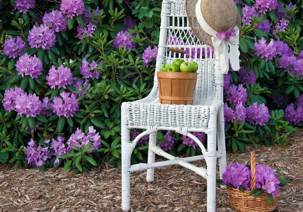 Pintar mimbre de blanco.