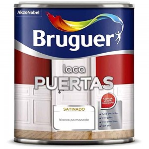 Esmalte al agua para pintar puertas.